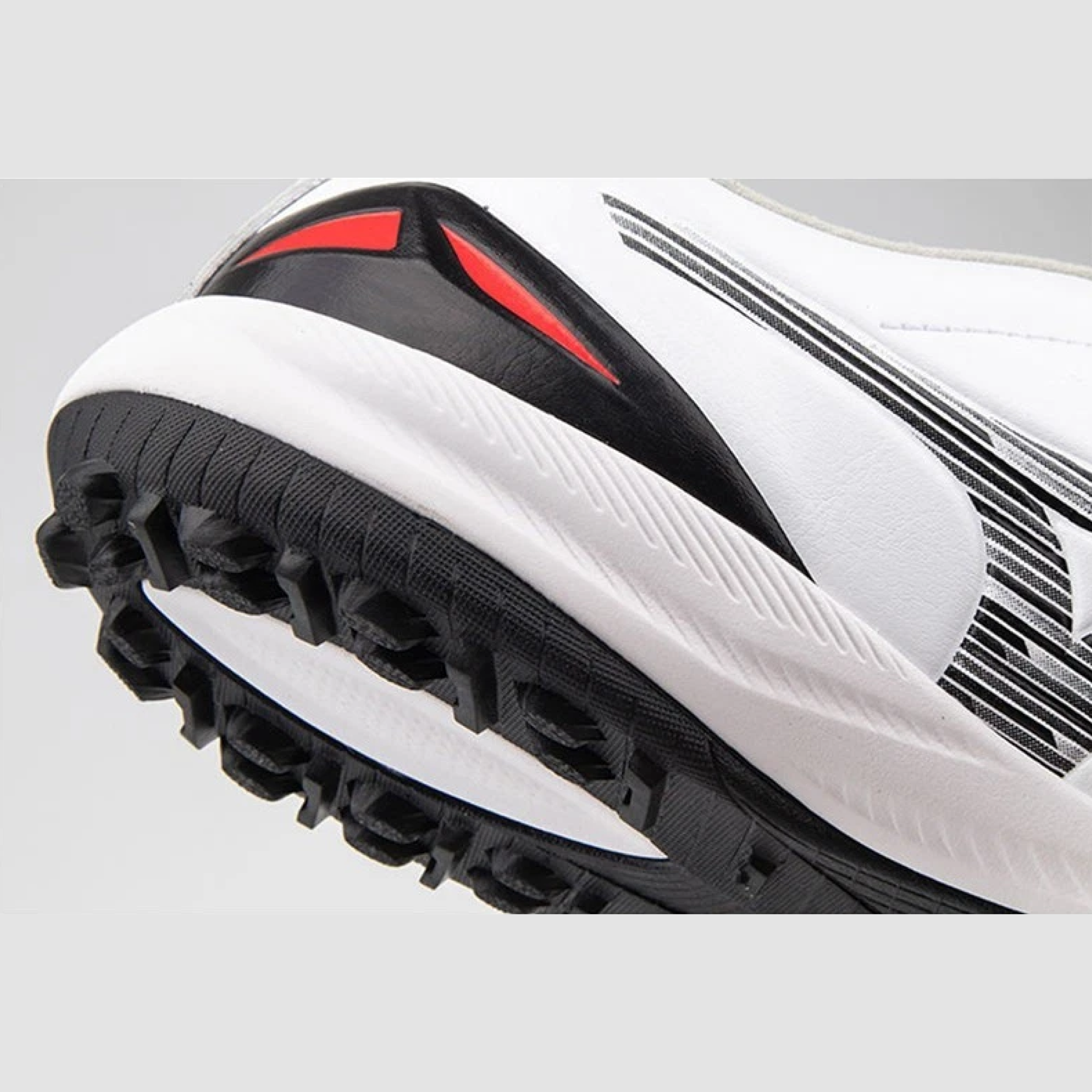 Mizuno Morelia Neo IV Pro AS - White Red Low turf